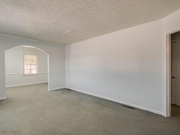 4th image of 210 Constitution Blvd