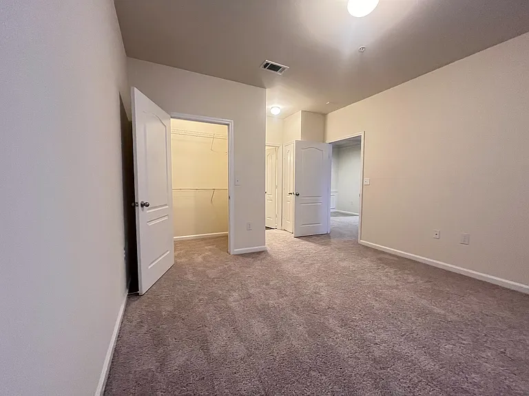 Wesley Kensington Apartments at Stonecrest — Photo 188