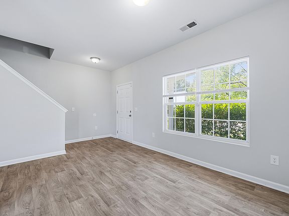 5th image of 4608 Miller Dr