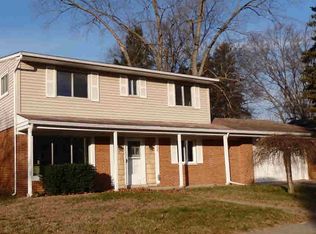 7137 Middlebury Dr, Lambertville, MI 48144