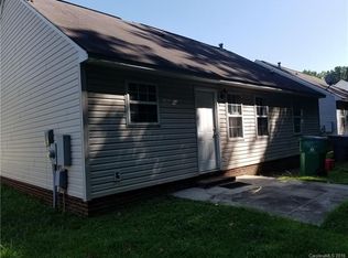 2243 Blue Hampton Ln, Charlotte, NC 28213