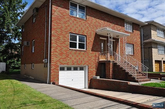 1st image of 2151 Linwood Ave #A