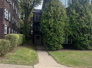 2031 Wendover St #12, Pittsburgh, PA 15217