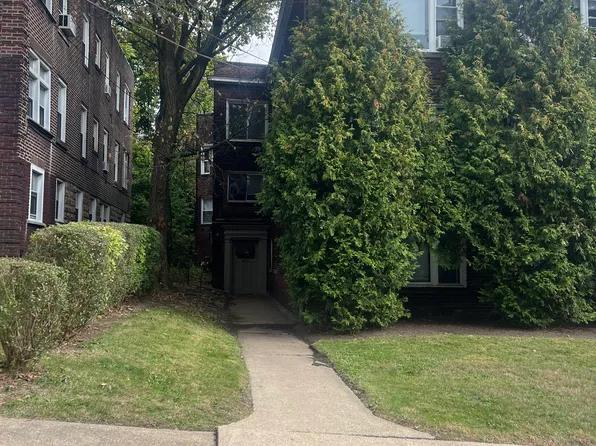 2031 Wendover St #12, Pittsburgh, PA 15217