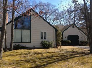 6 Lawrence Ln, Centerville, MA 02632