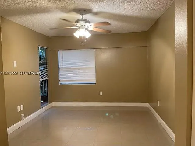 526 SW 113th Way #526 — Photo 6