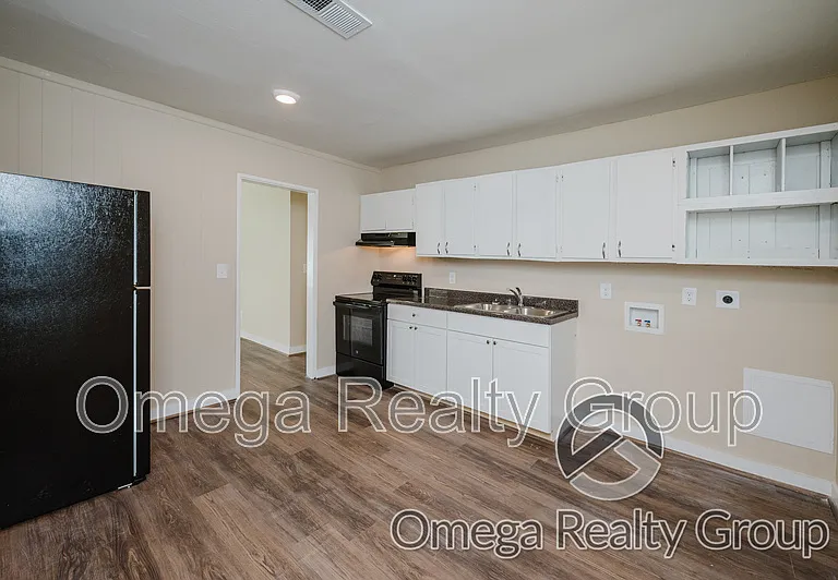 14 E Clay St — Photo 14
