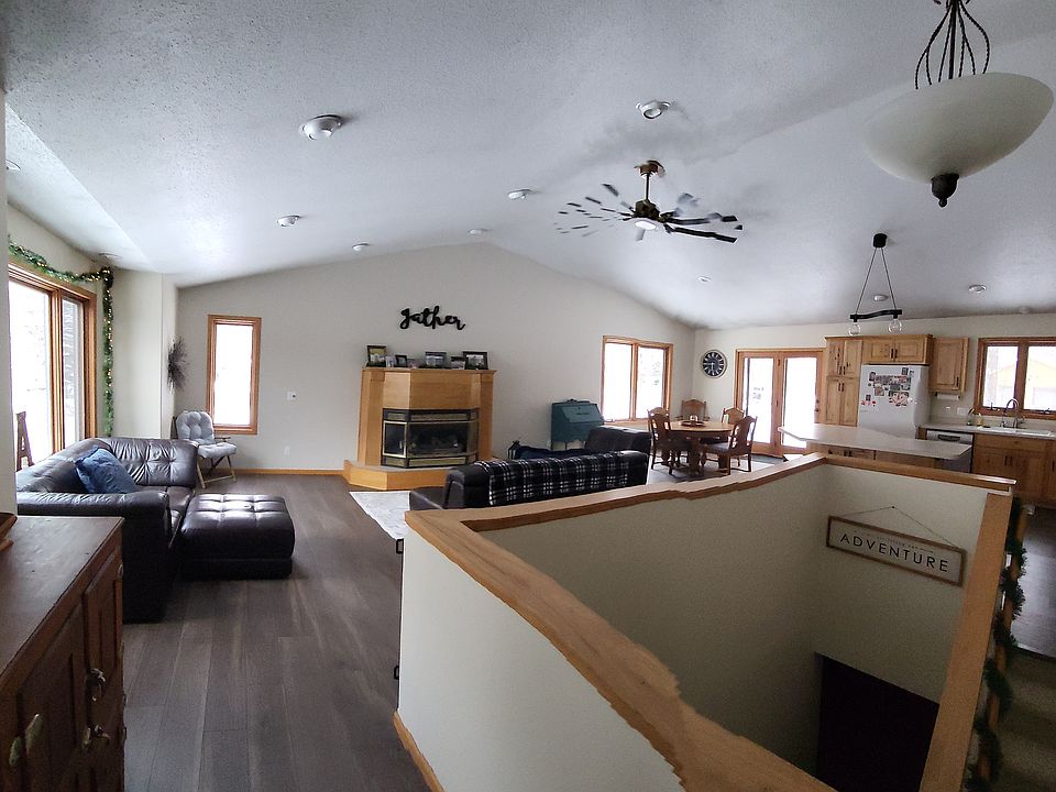 Entry, living room, kitchen