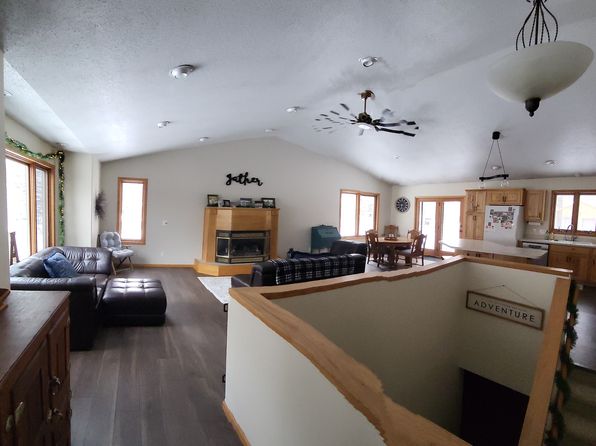 (undisclosed Address)