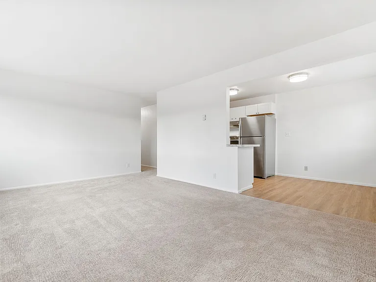 5502 29th Ave NE — Photo 21
