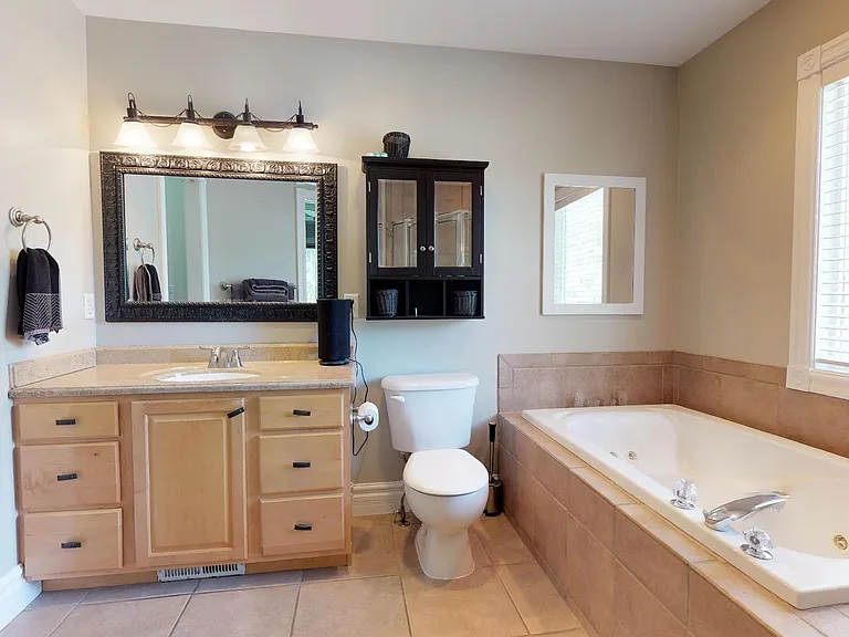 3835 Fairmeadow Dr — Photo 26