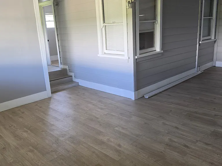 6828 Marlow Ave — Photo 9