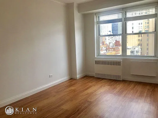 Rented by Kian Realty | media 3