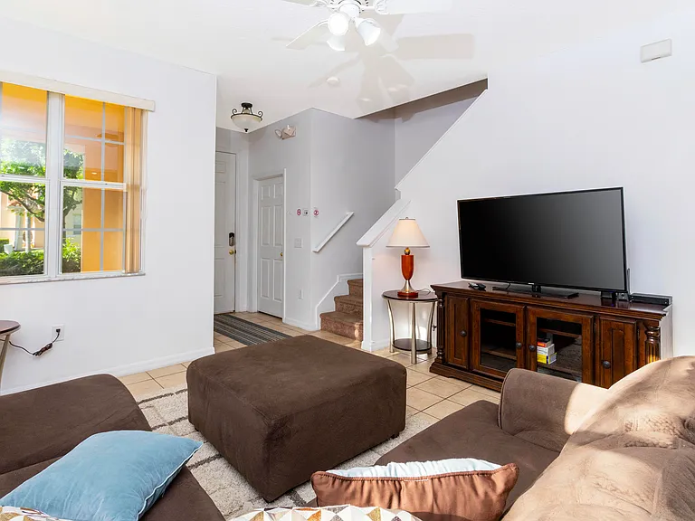 5122 Dominica Dr — Photo 25