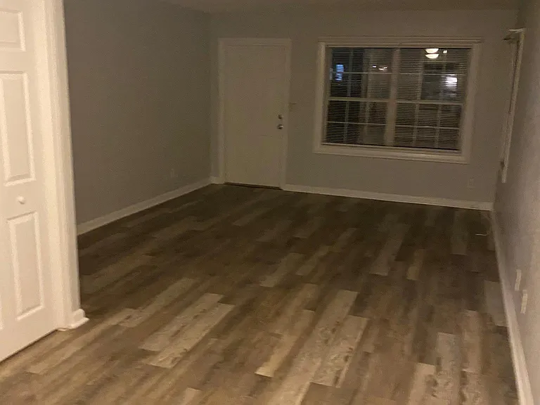513 Braddock Ave #1 — Photo 4