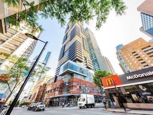 7 Grenville St, Toronto, ON