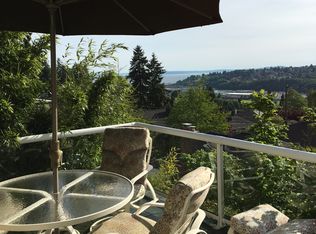 2909 10th Pl W, Seattle, WA 98119