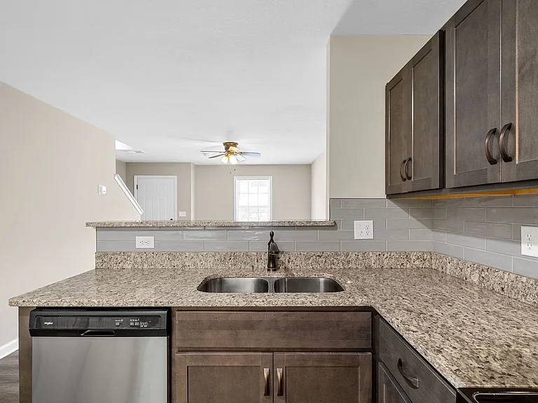Glenstone Springs Dr - 431 — Photo 9