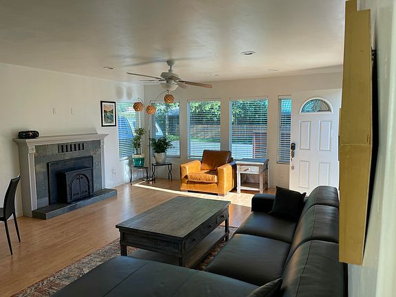 4th image of 887 Redway Dr
