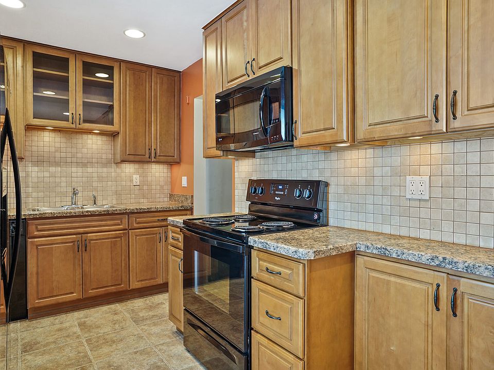 2nd image of 4237 Griffith Ave