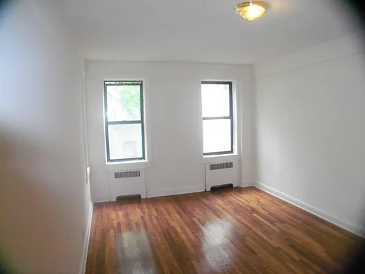 Rented by Realty on the Greene | media 4