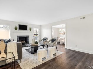 1530 Bedford Forge Ct APT 14, Chesterfield, MO 63017