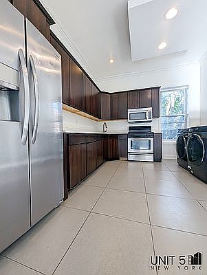 2nd image of 443 Franklin Ave