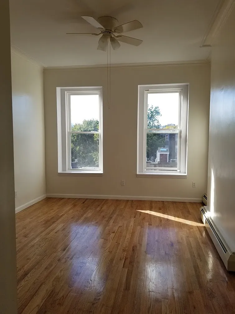 1 bed, 600 sqft, $2,156 — Photo 4