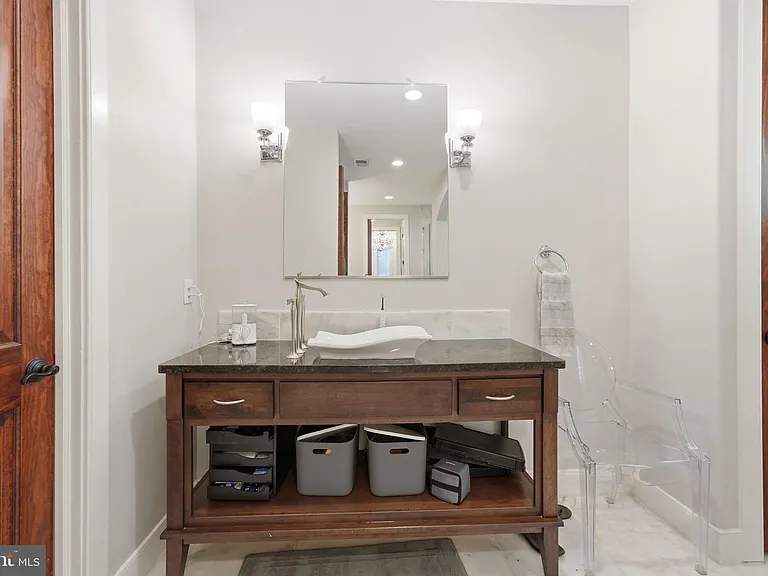 1231 Ingleside Ave — Photo 18