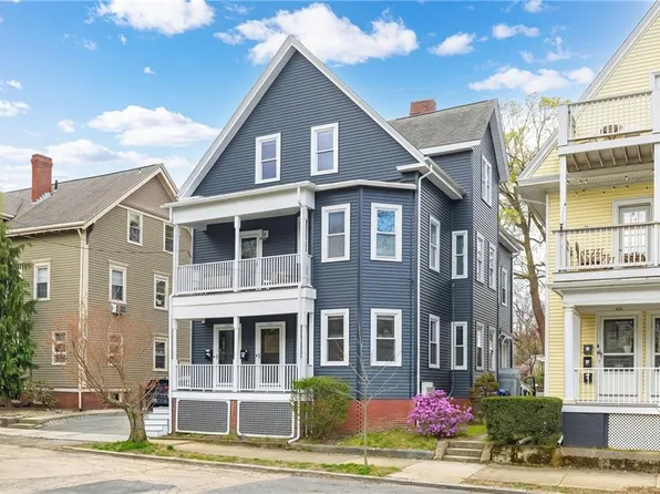 241-243 Pleasant St, Providence, RI 02906