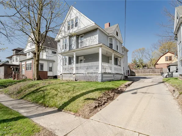 124 Beck Ave, Akron, OH 44302