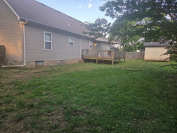 3rd image of 2022 Gardendale Dr