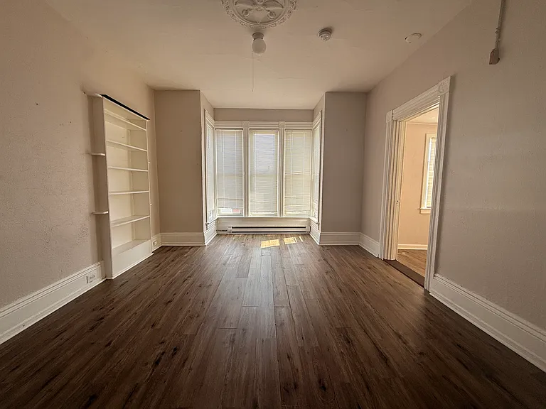 161 S Clarendon St #3 — Photo 8