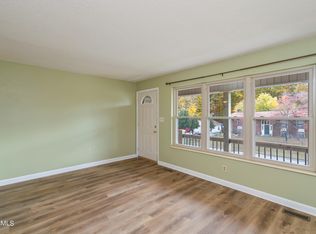 4098 White Wood Cir, Morristown, TN 37814