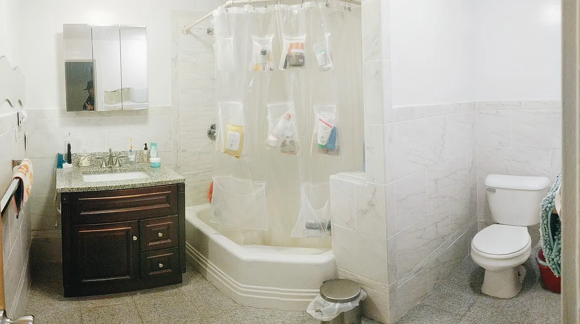 2 bed, 930 sqft, $4,200 — Photo 3