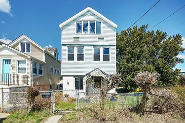 Sold by Century 21 Amiable Realty Group II Inc