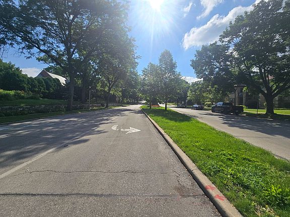 5th image of 5929 W Washington Blvd #22
