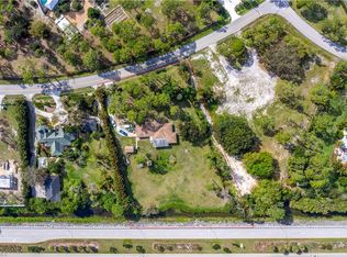 494 Gordonia Rd, Naples, FL 34108