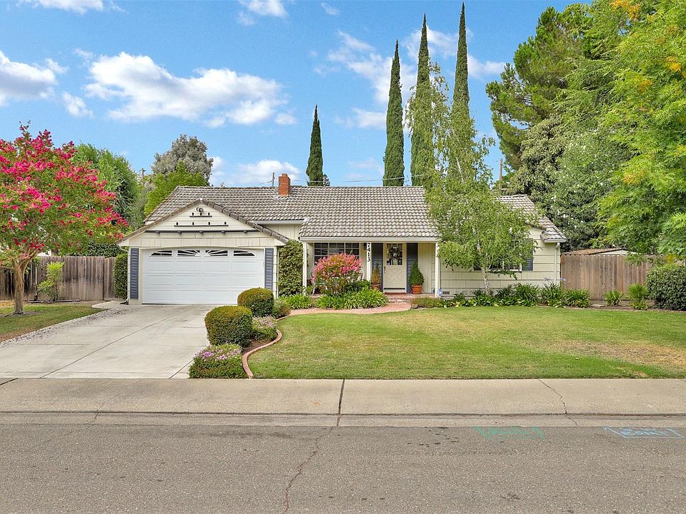 1st image of 7413 Brentwood Dr