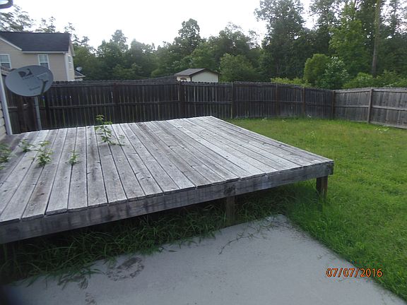 2nd image of 494 Brassfield Dr