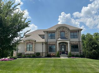 1369 Guilford Rd, Delaware, OH 43015