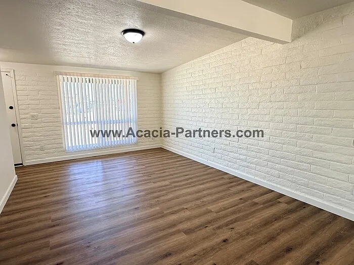 3243 W Bartlett Pl — Photo 2