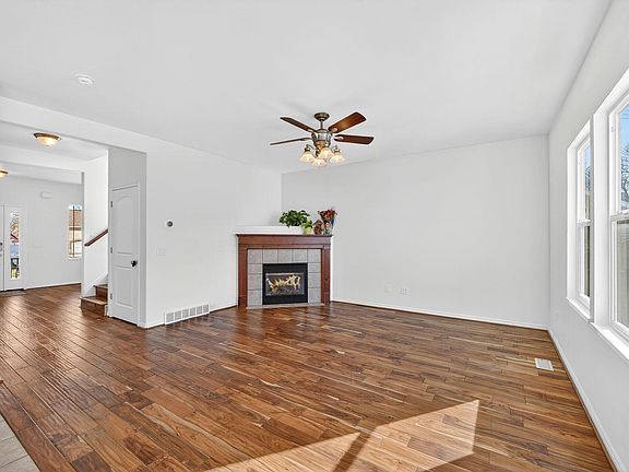 5th image of 2293 W August Farms Cir