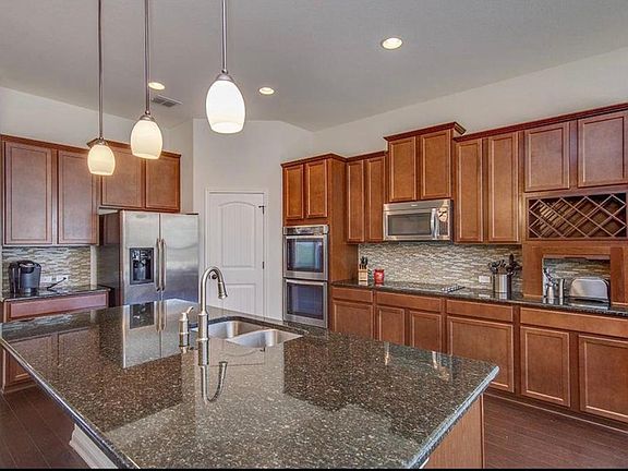 2nd image of 2507 Lou Hollow Pl