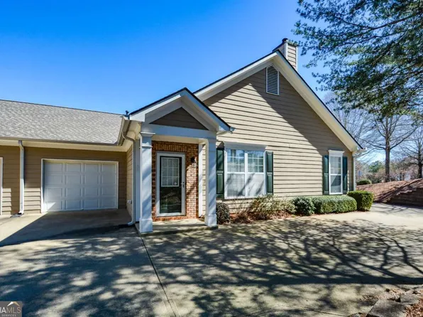 1130 Camry Cir, Dallas, GA 30157