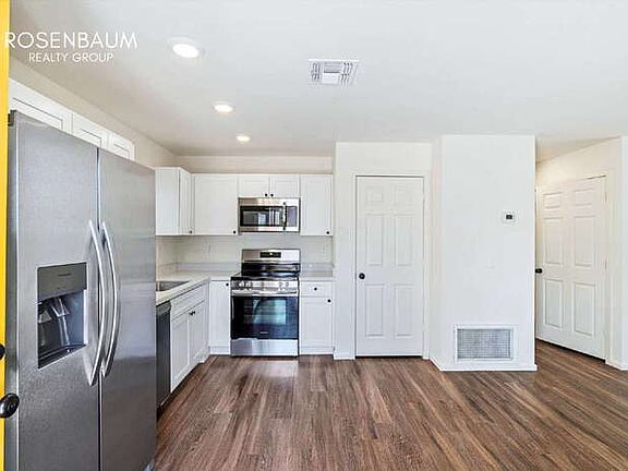 3rd image of 1106 E Papago St #1106A