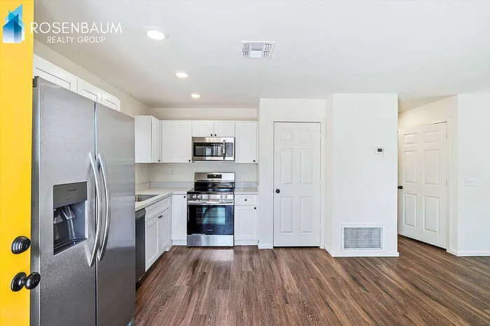 1106 E Papago St #1106A — Photo 3