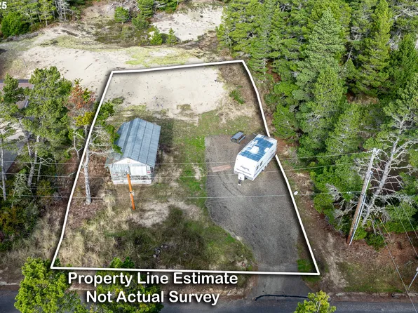 4703 Joshua Ln, Florence, OR 97439