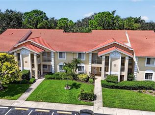 7707 Jewel Ln APT 104, Naples, FL 34109