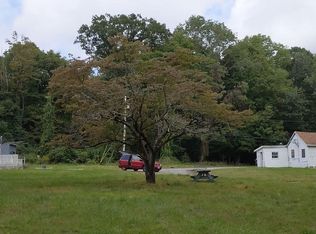 21 Dan Jennings Rd, Oak Ridge, NJ 07438